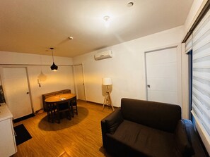 Living area - Cityscape staycation by H&B (Parañaque)