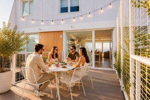 Outdoor dining - Signature Lake View Luxury Residences H19 (San Carlos de Bariloche)