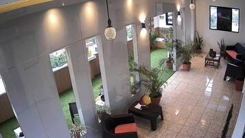 Coffee shop
