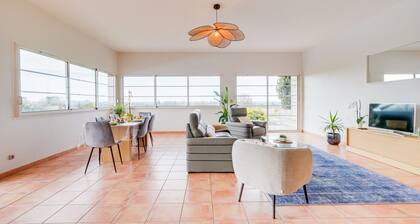 Villa Héloïse - Three Bedroom House, Sleeps 6