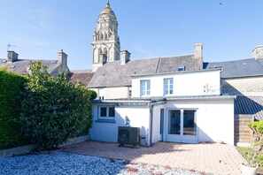 Exterior - ​Forrest Guest House - À 10 min de la plage (Sainte-Marie-du-Mont)