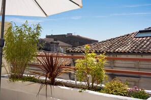 Exterior detail - Le Nid Bleu - Studio Apartment, Sleeps 2 (Libourne)