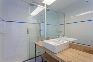Hair dryer, towels - Studio Chiberta – Entre Golf et Océan (Anglet)