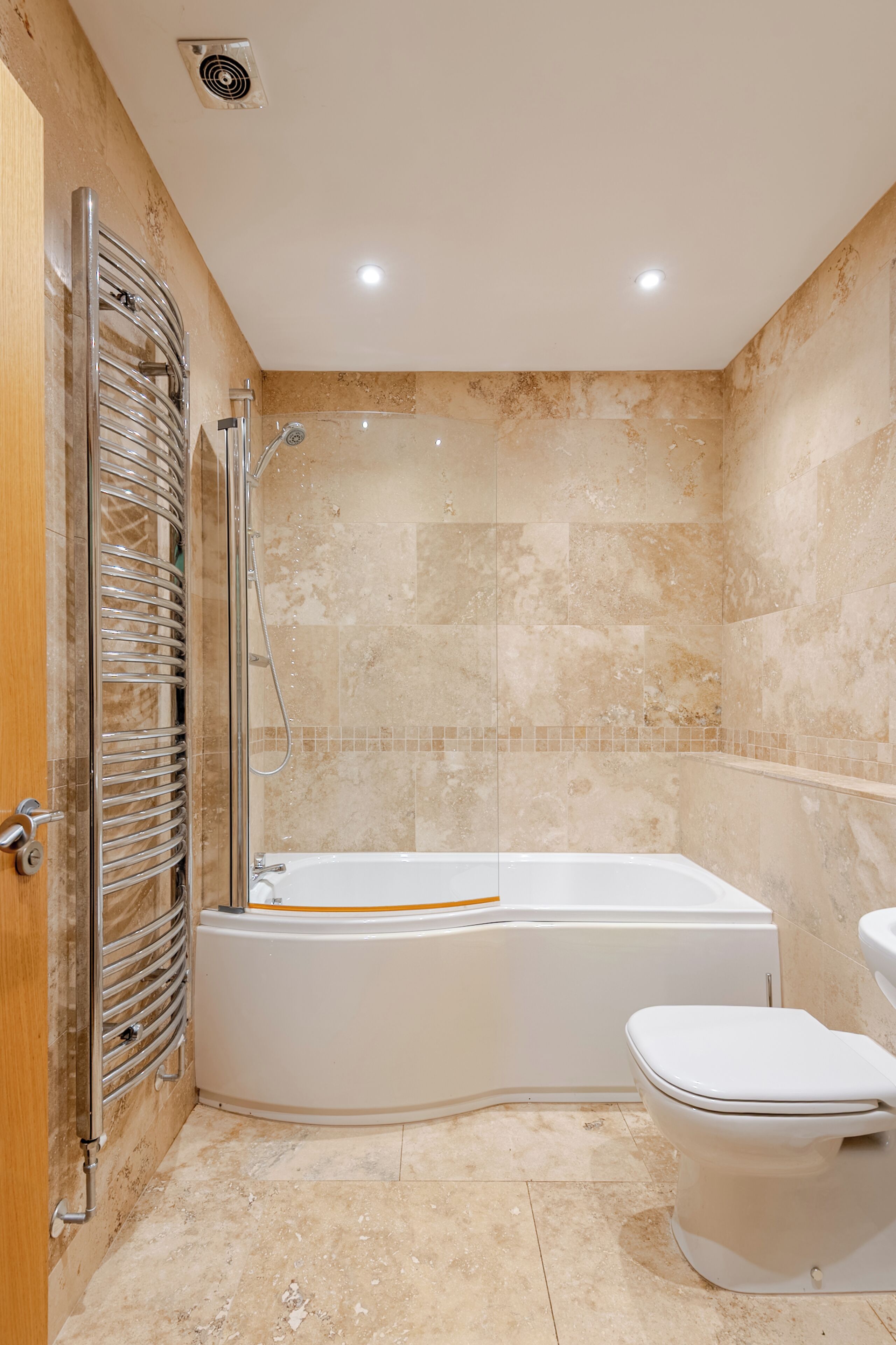 Bungalow Cao cấp, sân hiên, quang cảnh vườn | Phòng tắm