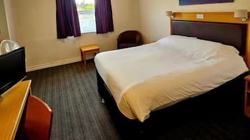 Basic Double Room | Blackout drapes, iron/ironing board, travel crib, free WiFi