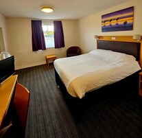 Basic Double Room
