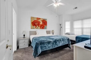 Iron/ironing board, WiFi, bed sheets - Magnolia Pointe Condo Near Beach & Golf Pools (Myrtle Beach)