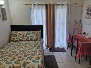 Iron/ironing board, WiFi, bed sheets - Cozy, convenient and secured studio-Located Almond Grove Cole bay. (Cole Bay)