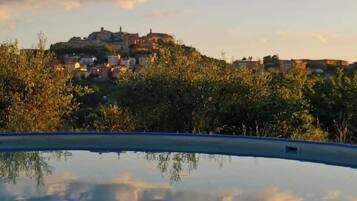 Piscina all'aperto
