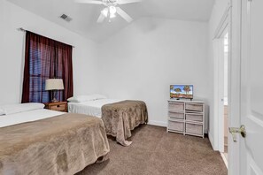 2 Schlafzimmer, Bügeleisen/Bügelbrett, WLAN, Bettwäsche
