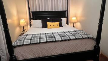 Iron/ironing board, free WiFi, bed sheets