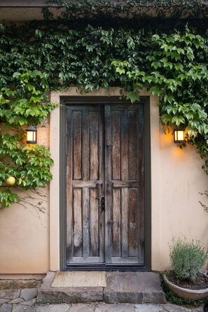 Exterior detail - Luxury 3BR Retreat | Designer Home in Glen Ellen, Pool, Spa (Glen Ellen)