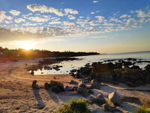 Beach - Holiday home with sea view in Sandkaas (Allinge-Sandvig)
