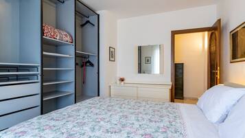 1 bedroom, iron/ironing board