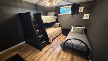 4 chambres, lit parapluie, Wi-Fi gratuit, draps fournis