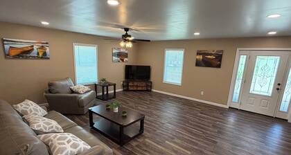 3-bedroom house in Bath. Close to the Finger Lakes, wine trails and much more