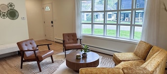 All-Star Stay: 4BR/3Bath Fully Renovated Home
