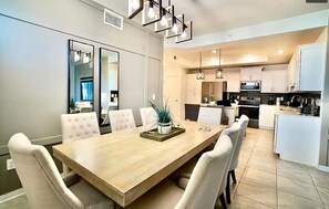 Dining - Resort Getaway Near Disney (Kissimmee)