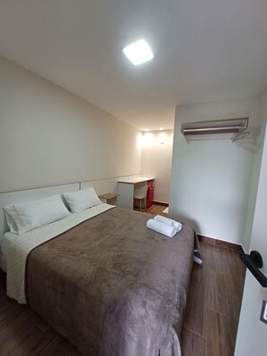 Chambre Double Confort, 1 grand lit, non-fumeur