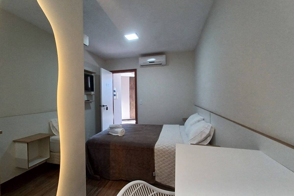 Chambre Confort double | Accès au Wi-Fi (inclus)