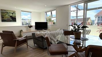 TV, offices