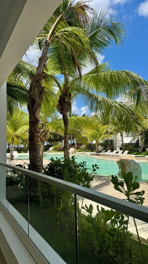 Property grounds - Aqua Esmeralda • Luxury Beachfront • Curazao 103 (Dominicus)