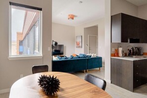 Basic Apartment | Interior