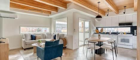 Deluxe Townhome, Patio | Living area