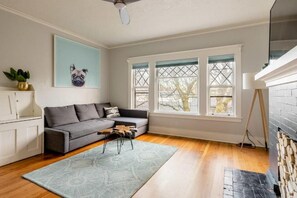 Apartment | Living area