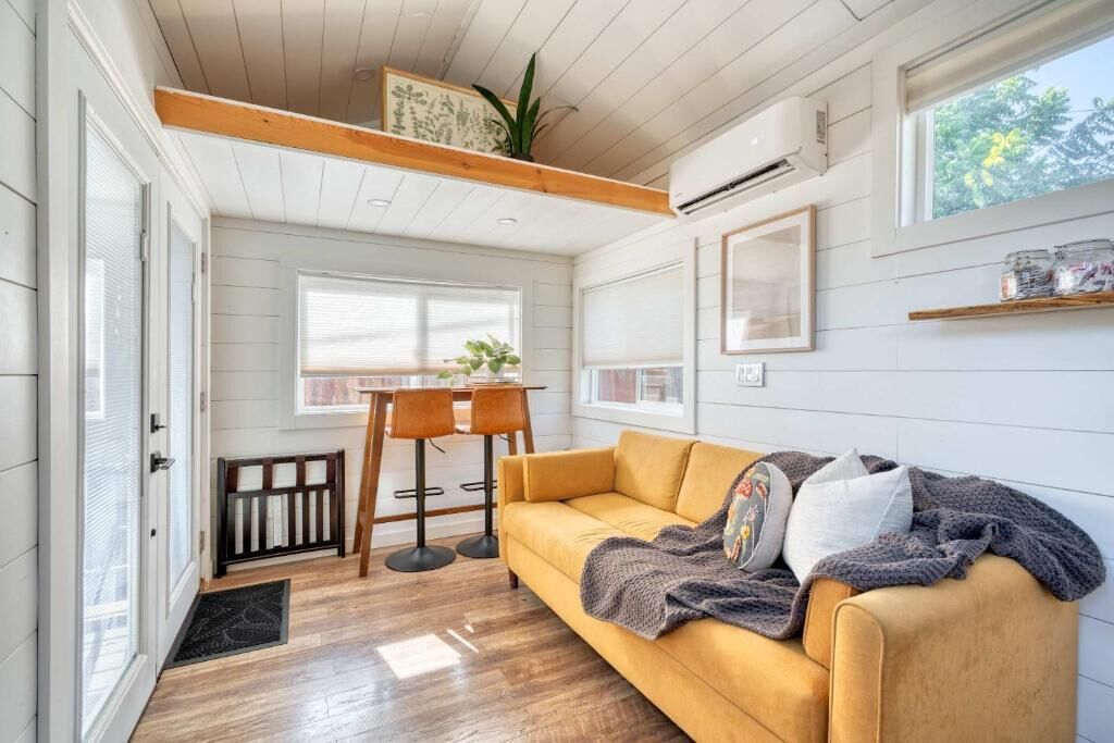 Comfort Studio | Living area