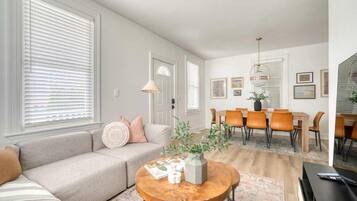 Apartment | Living area