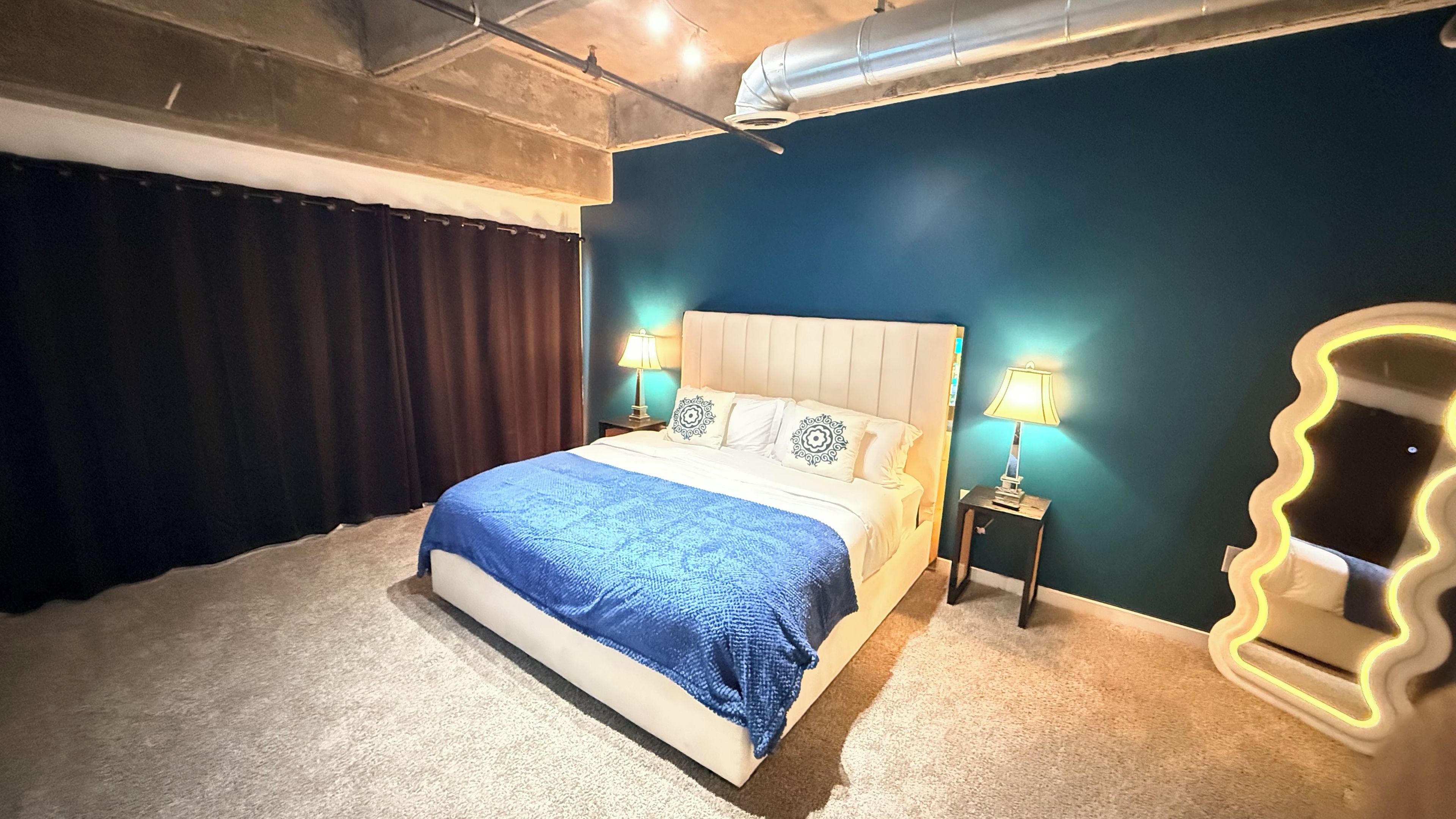 3 bedrooms, WiFi (free), bed sheets