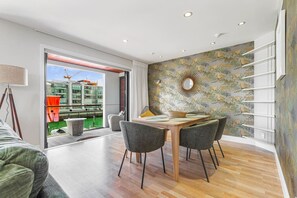 Dining - Gorgeous 2-Bed 2-Bath Harbour View Stunner (Auckland City)