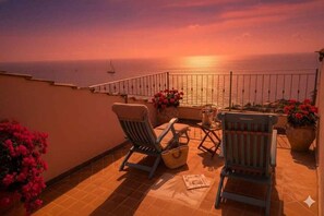 Terrace/patio - Holiday home with sea view and roof terrace (Costarainera)