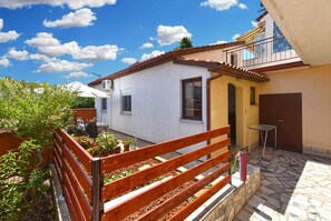 Terrace/patio - Holiday apartment with terrace and barbecue (Pula)