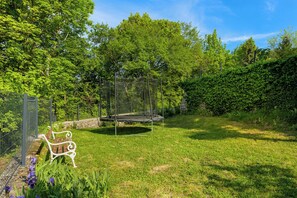 Property grounds - Villa Toni (Istria - Lupoglav) (Lupoglav)