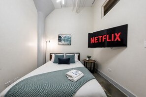 6 Schlafzimmer, BĂŒgeleisen/BĂŒgelbrett, Internetzugang, BettwĂ€sche