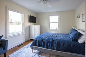 4 chambres, fer et planche à repasser, Wi-Fi, draps fournis