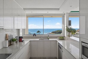 Fridge, microwave, oven, stovetop - Stunning Manly Views | 3BR Coastal Apartment (Manly)