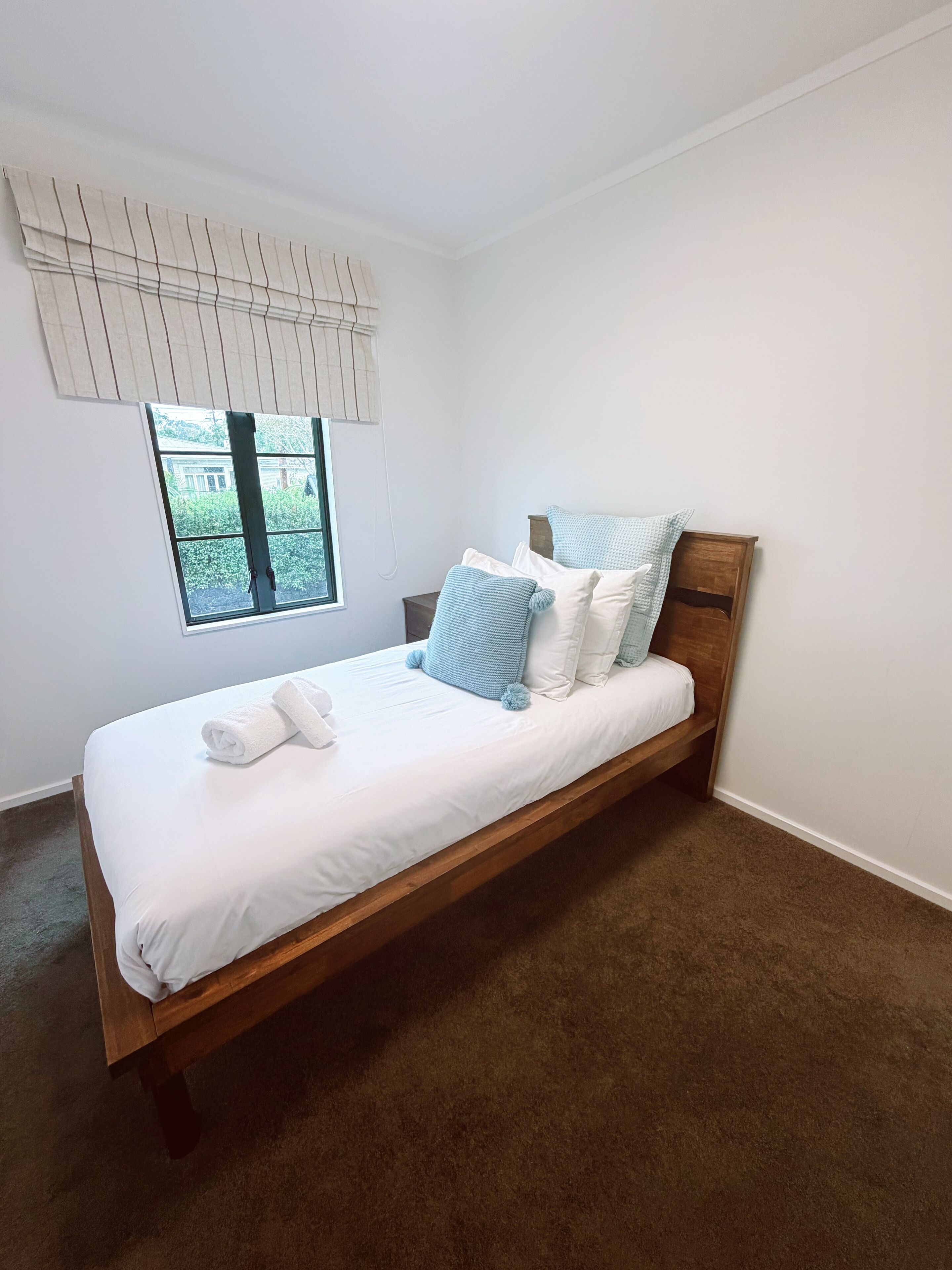 5 Schlafzimmer, Bügeleisen/Bügelbrett, WLAN