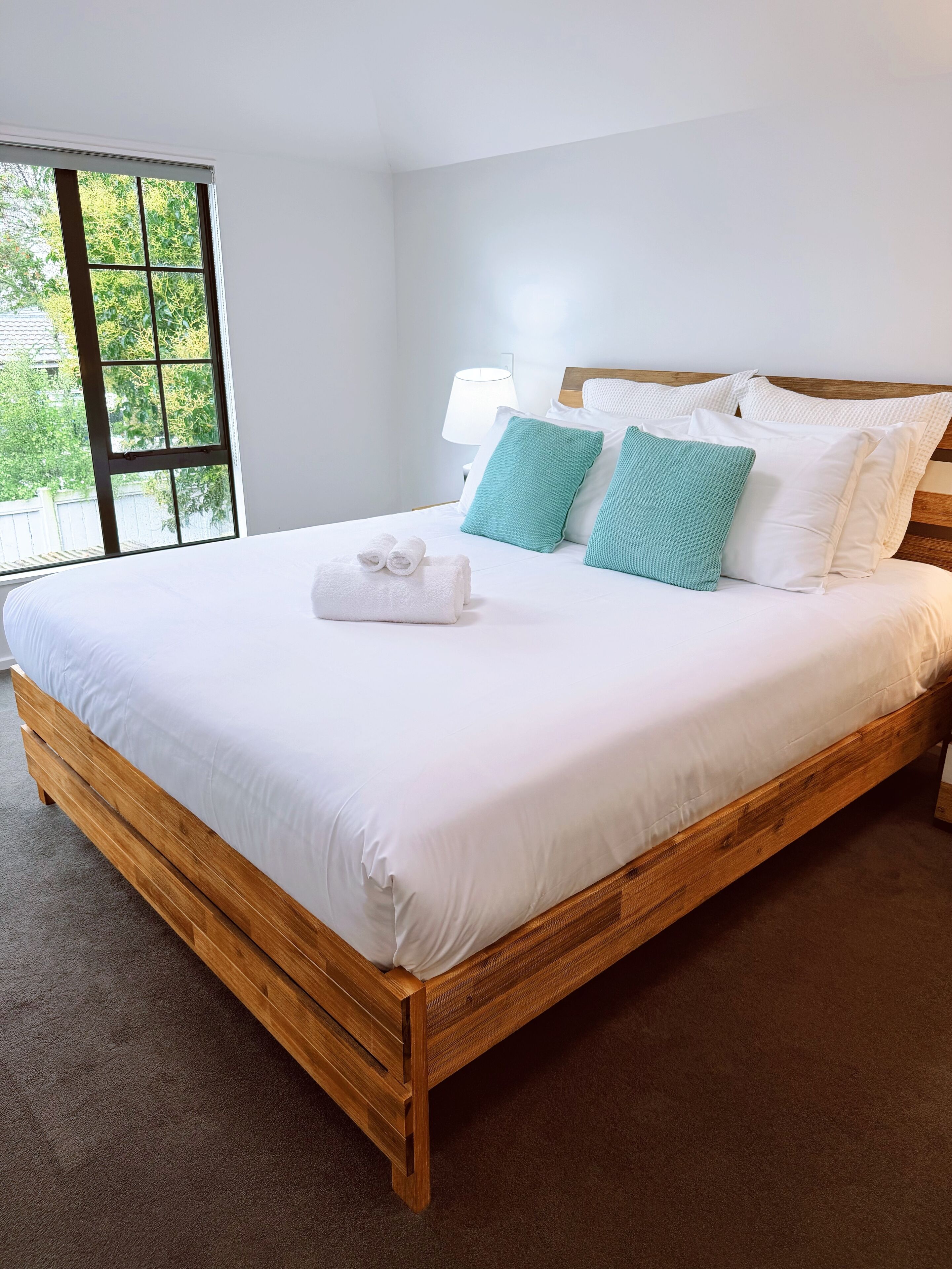 5 bedrooms, iron/ironing board, WiFi