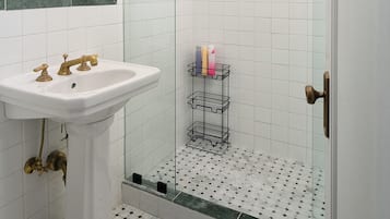 Hair dryer, towels, toilet paper