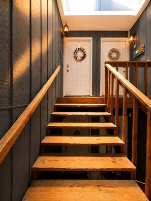Interior - Beach Condo 3BR | Deck | Family Friendly (Norfolk)