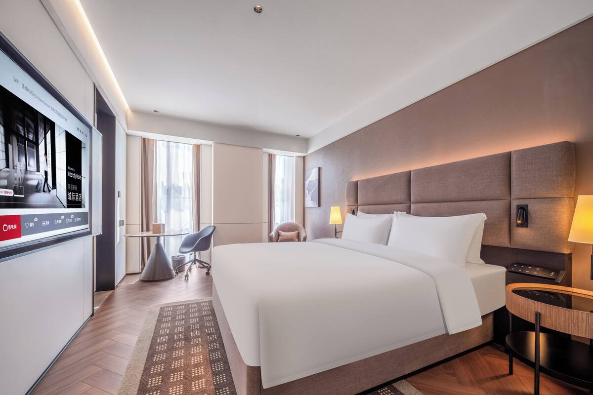 Kamar Double Superior untuk 1 Orang, pemandangan kota | Seprai premium, selimut bulu angsa, busa memori, dan minibar gratis