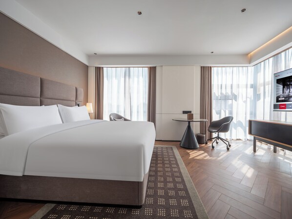 Business Double Room Single Use, City View | Desk, laptop workspace, blackout drapes, soundproofing - IntercityHotel Dongguan Dongcheng Wanda (Dongguan)