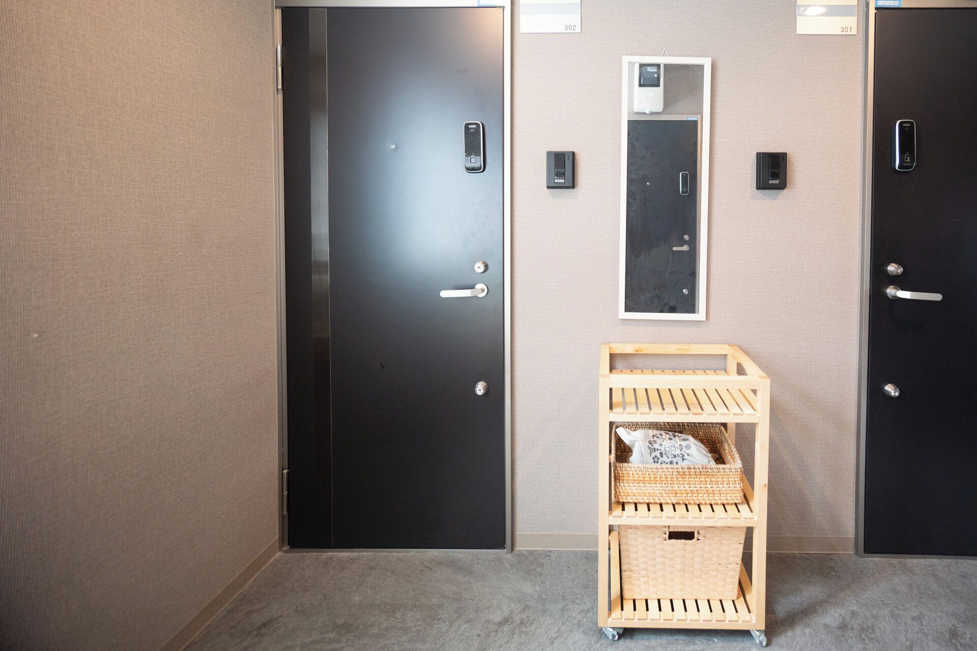 Economy Apartment, 1 Double Bed, Private Bathroom | Interior