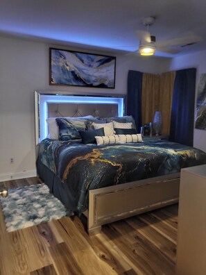 3 bedrooms, iron/ironing board, WiFi, bed sheets - Exclusive on the View in North Charleston (North Charleston)