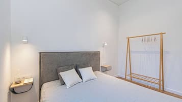 Bügeleisen/Bügelbrett, WLAN, Bettwäsche