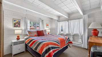 4 chambres, fer et planche Ă repasser, Wi-Fi gratuit, draps fournis