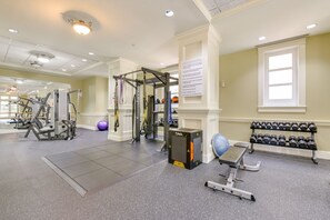 Fitness facility - Cozy Coastal Condo Near Baytown Wharf! (Miramar Beach)